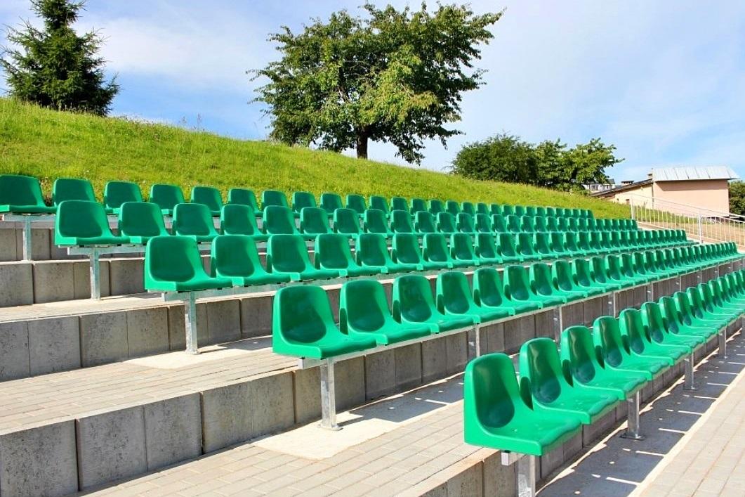 Stadionsitze mit Metallkonstruktion prostar