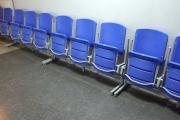 bänke für wartezimmer klappsitze aus kunststoff prostar